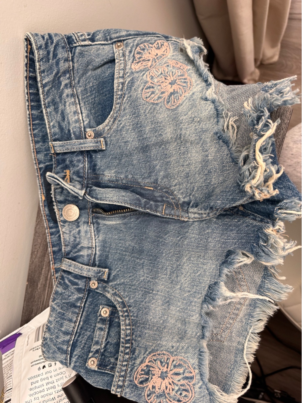 Aeropostale Women's Light Blue Distressed Denim Boyfriend Shorts. New w/o tags